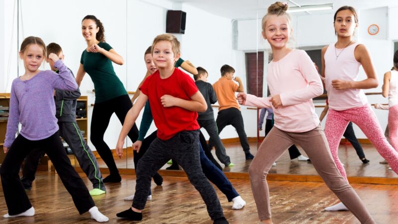 Jaki obóz taneczny wybrać dla dziecka?